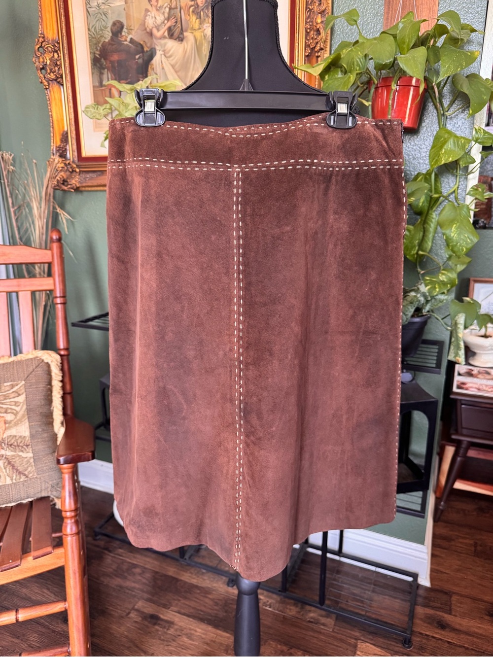 Dolce & Gabbana Brown pigskin Midi Skirt with Contrast Stitching